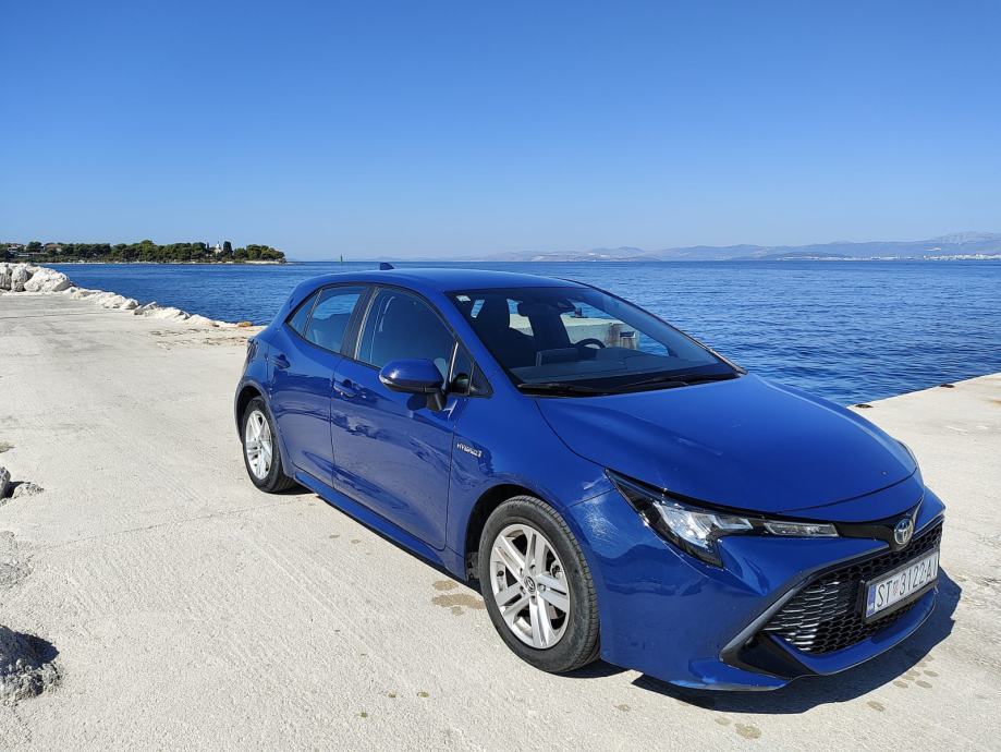 Toyota Corolla 1.8 hybrid automatik, fotografija 6