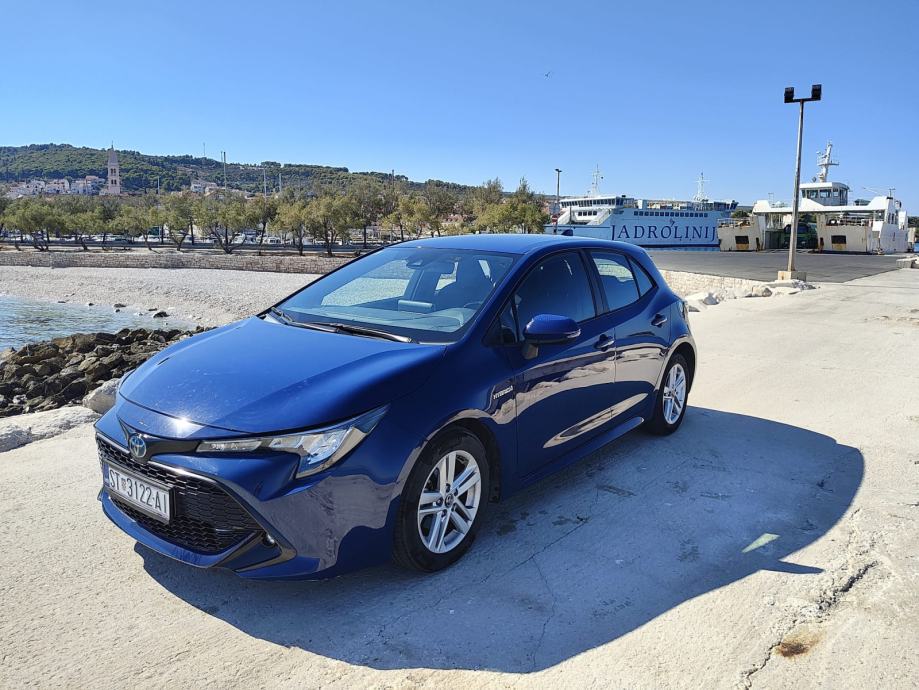 Toyota Corolla 1.8 hybrid automatik, fotografija 7