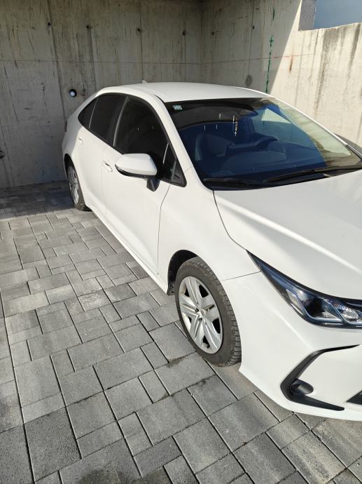 Toyota Corolla Sedan 1,5 VVT-i, fotografija 3