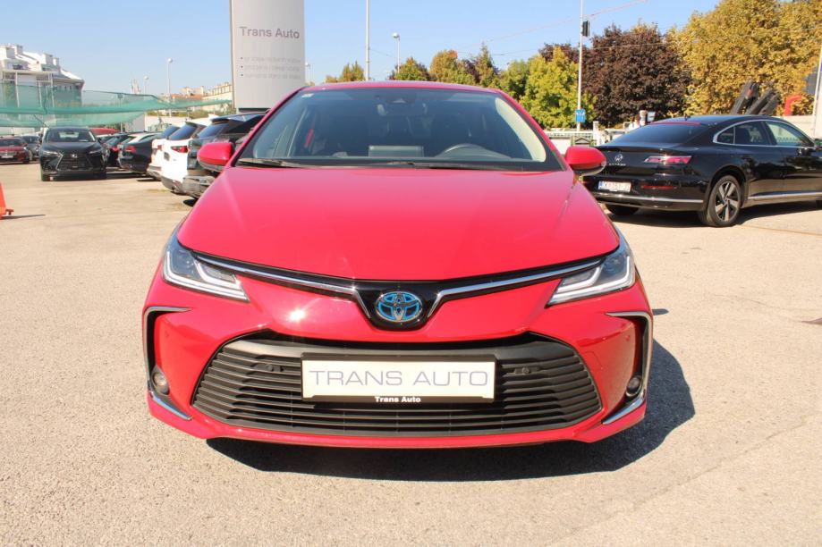 Toyota Corolla Sedan 1.8 Hybrid Sol AUTOMATIK - nije uvoz, fotografija 2