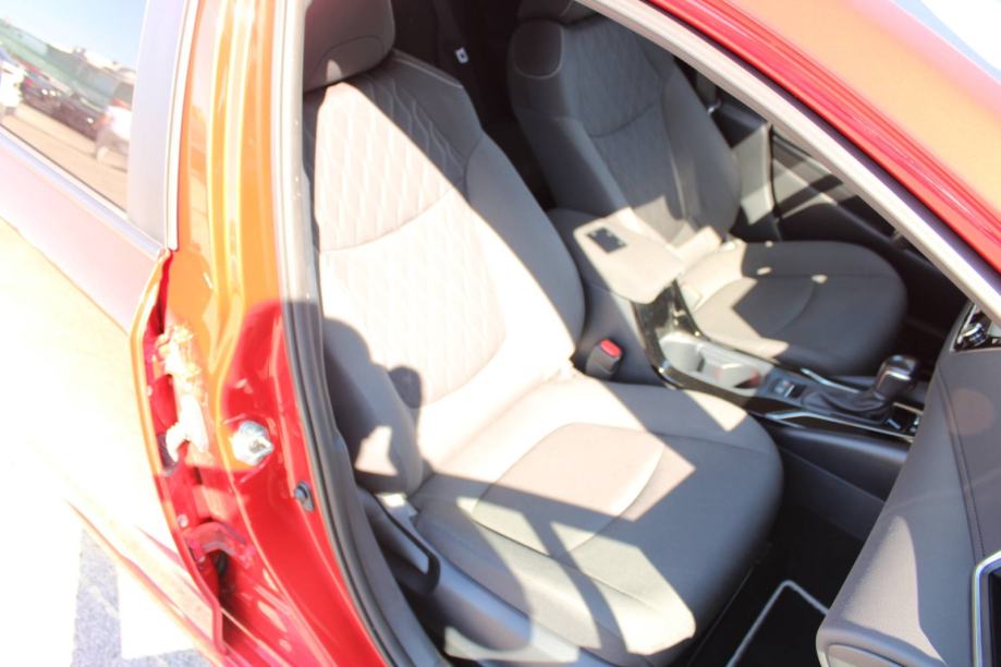 Toyota Corolla Sedan 1.8 Hybrid Sol AUTOMATIK - nije uvoz, fotografija 11