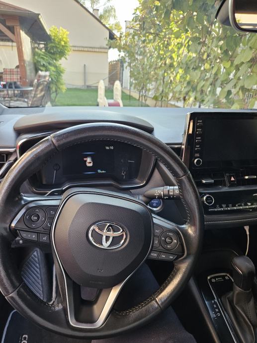 Toyota Corolla SW 2,0 VVT-i hybrid automatic CVT, fotografija 17