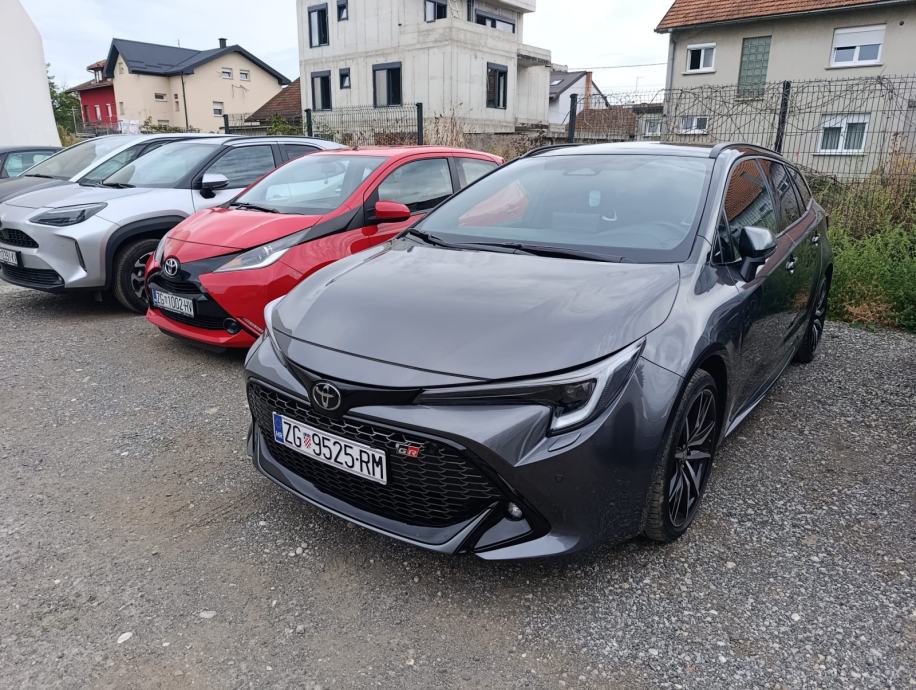 Toyota Corolla TS 1.8 HEV E-CVT GR SPORT, fotografija 4