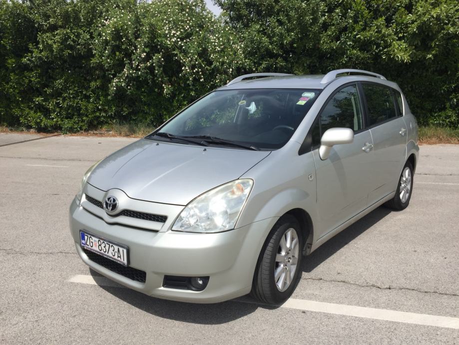 Toyota corolla verso 2006
