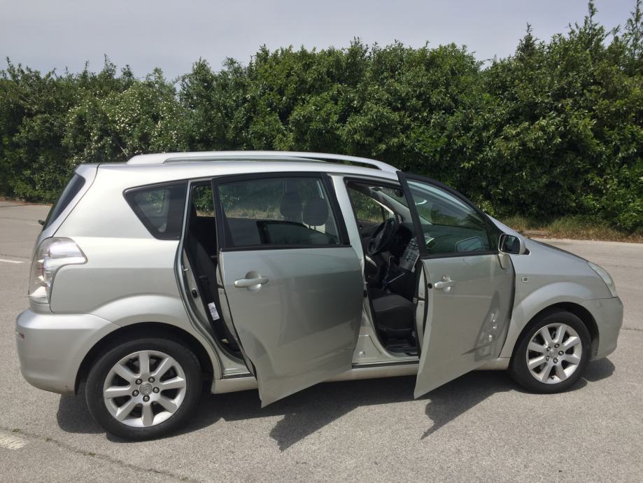 Toyota Corolla Verso 1,8 VVTi Sol,