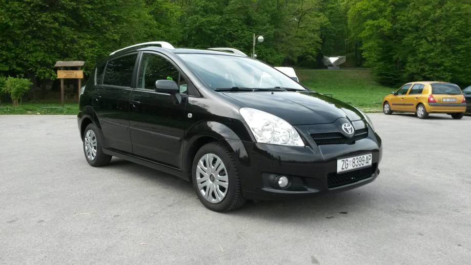 Toyota Corolla Verso 2,2 D4D, 2008 god. Toyota Corolla Verso 2,2 D4D, 2008 god.