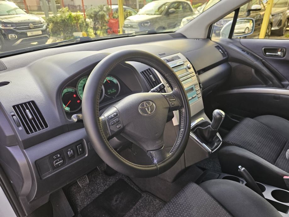 TOYOTA*COROLLA VERSO*2.2 D-4D*SOL*NIJE UVOZ*SERVISNA*PDC*4490E, fotografija 18