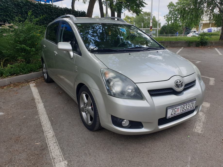 Toyota Corolla Verso 2,2 D4D Sport (1.vlasnik; 134000 km), 2008 god. Toyota Corolla Verso 2,2 D4D Sport (1.vlasnik; 134000 km), 2008 god.