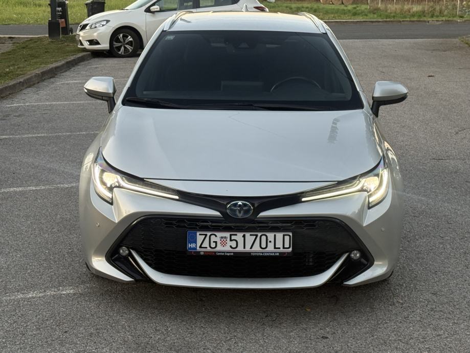 Toyota Corolla Wagon 2.0 Hibrid automatik sport asist oprema, fotografija 4