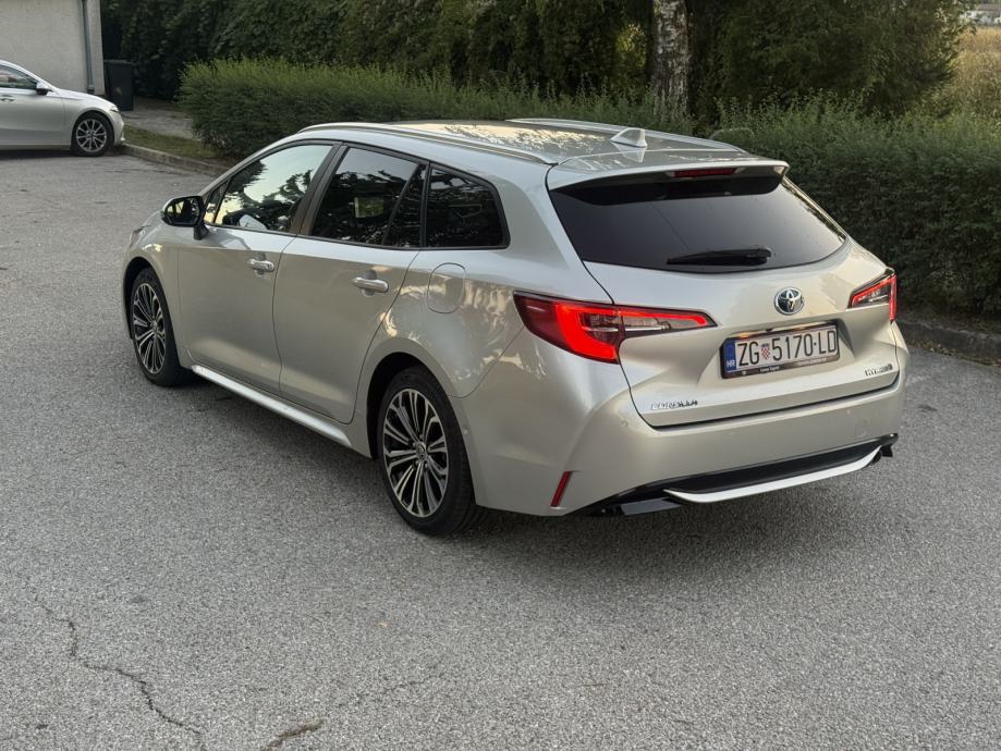 Toyota Corolla Wagon 2.0 Hibrid automatik sport asist oprema, fotografija 8