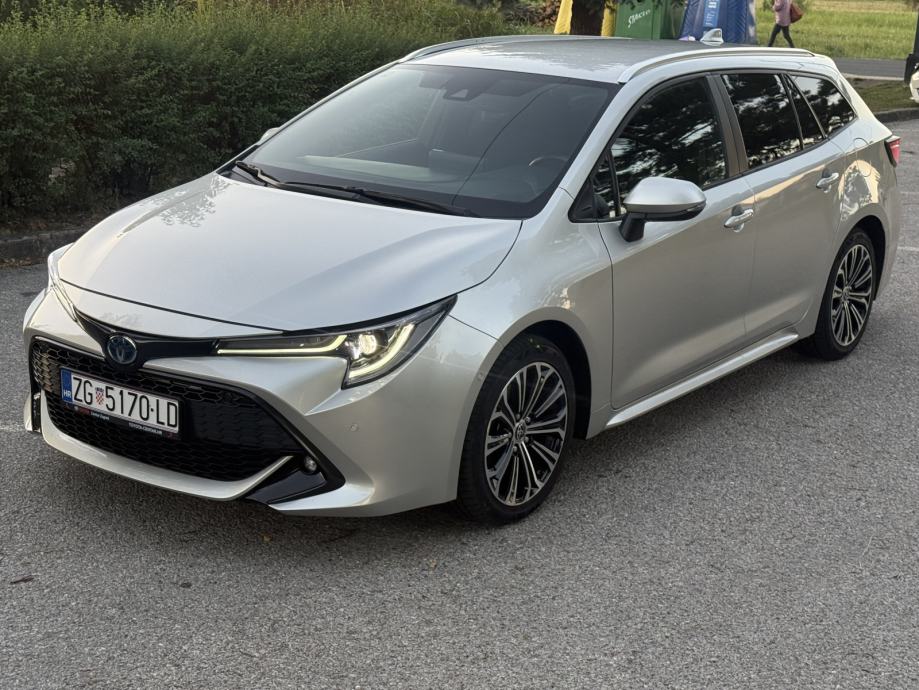 Toyota Corolla Wagon 2.0 Hibrid automatik sport asist oprema, fotografija 3