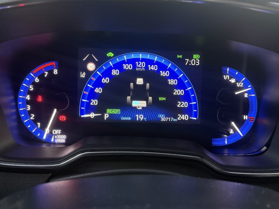 Toyota Corolla Wagon 2.0 Hibrid automatik sport asist oprema, fotografija 13
