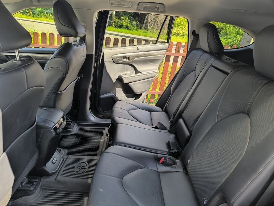 Toyota Highlander 2.5 HEV Executive AWD (2024.) – Reg. do 27.07.2027., fotografija 10