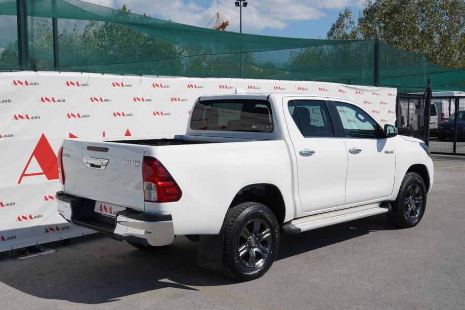 Toyota Hilux 2.4 D-4D #SERVISNA#TVORNIČKO JAMSTVO#U PDV-U#LEASING#, fotografija 7
