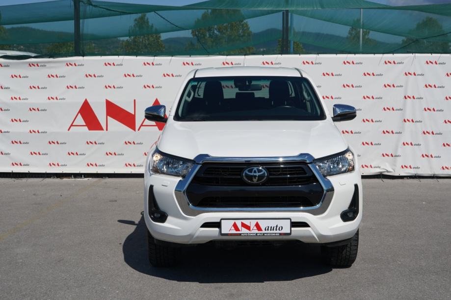 Toyota Hilux 2.4 D-4D #SERVISNA#TVORNIČKO JAMSTVO#U PDV-U#LEASING#, fotografija 3