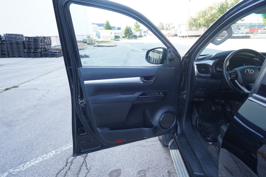 Toyota Hilux 2.4 D4-D#PDV#N1#JAMSTVO#LEASING#, fotografija 11