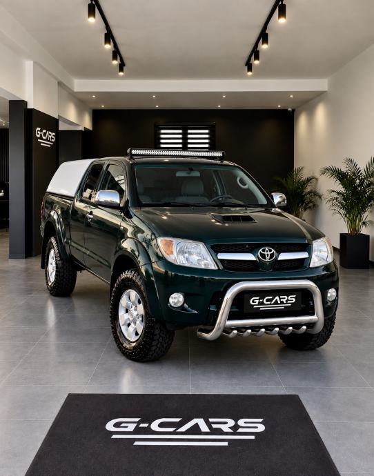 Toyota Hilux 2,5 D-4D 4X4—Mod 2010—HARD-TOP—BULL-BAR—REFLEKTOR—POVISEN, fotografija 3