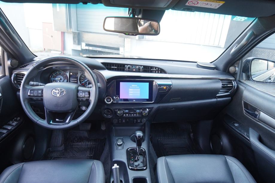 Toyota Hilux 2.8 D #INVINCIBLE#HR AUTO#U SUSTAVU PDV-A#N1#LEASING#, fotografija 18