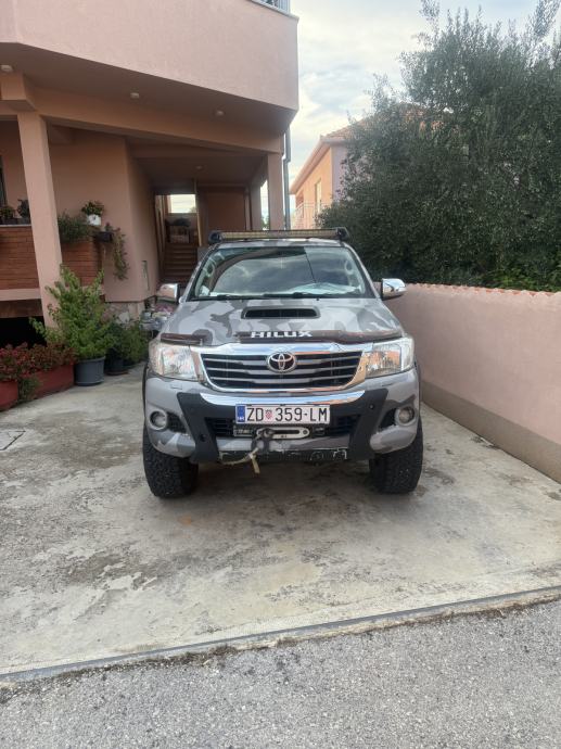 Toyota Hilux 3.0 D-4D Pick-up/double cab automatic, fotografija 2