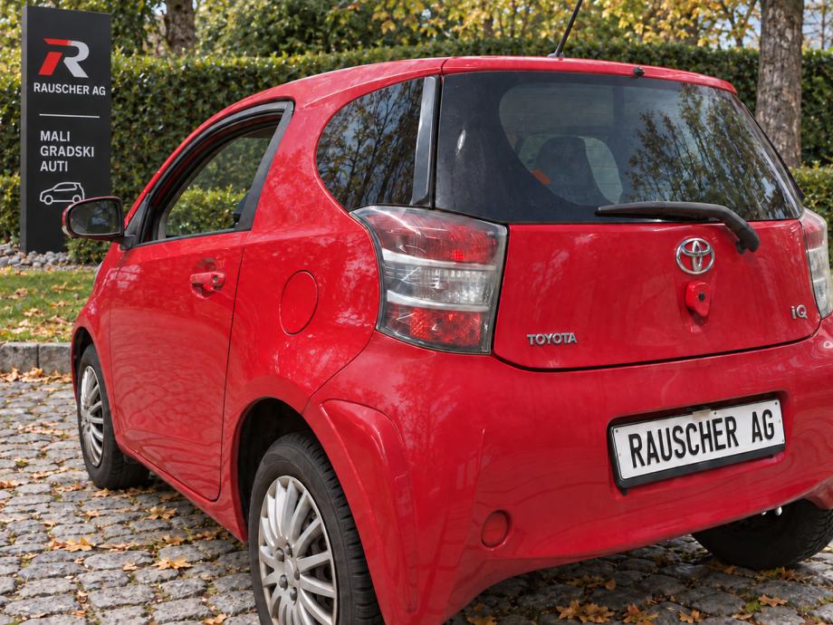 Toyota iQ 1,0 VVT-i _TJEDNI JESENSKI BONUS-MADE IN JAPAN, fotografija 5