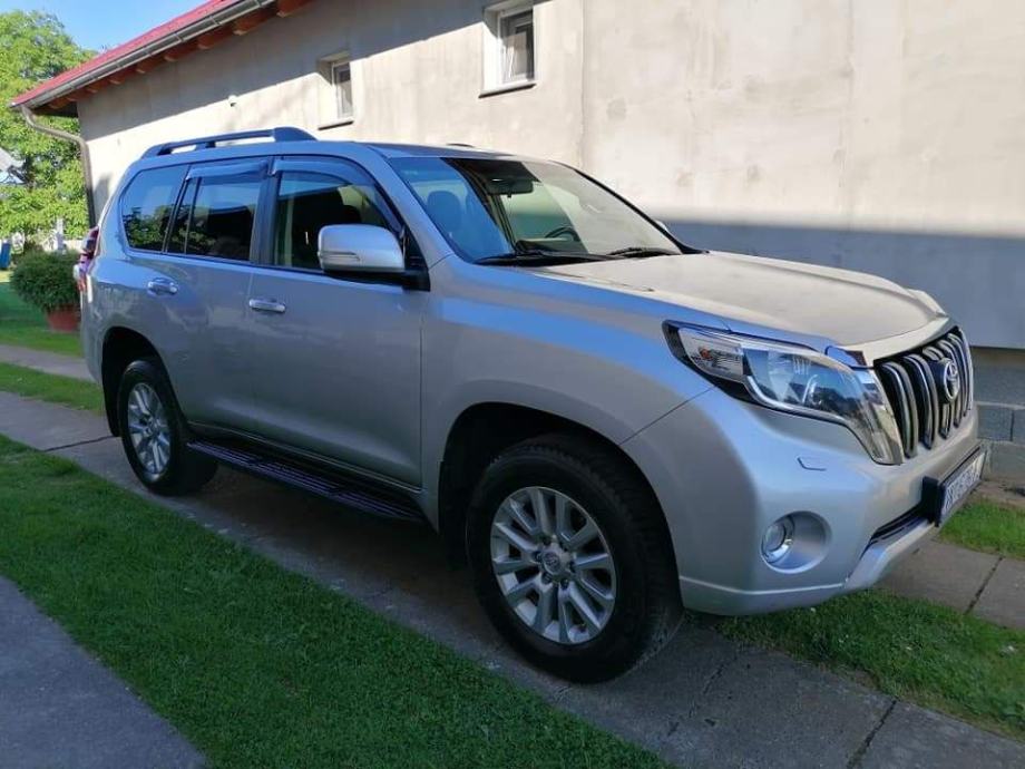 Toyota Land Cruiser 3,0 D4D automatik, 2014 god.