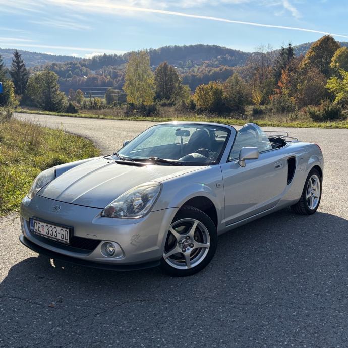 Toyota mr2 Spyder 2003, fotografija 4
