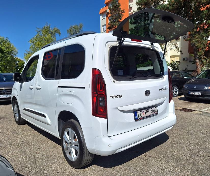 Toyota Proace 1.2i, tvor.jamstvo 2032g,automatik,130ks,kamera,PDC, fotografija 8