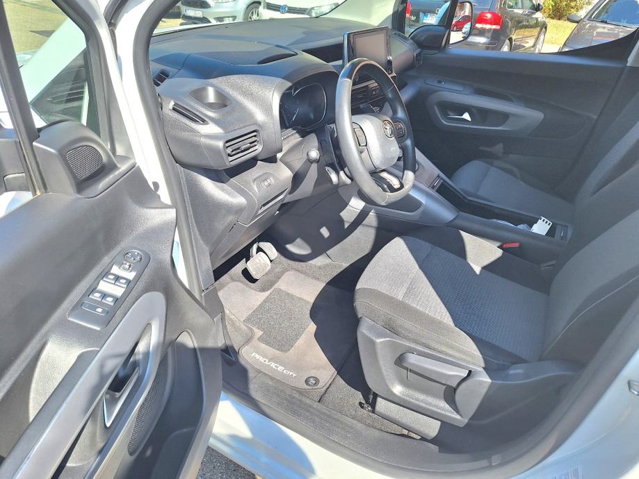 Toyota Proace 1.2i, tvor.jamstvo 2032g,automatik,130ks,kamera,PDC, fotografija 14