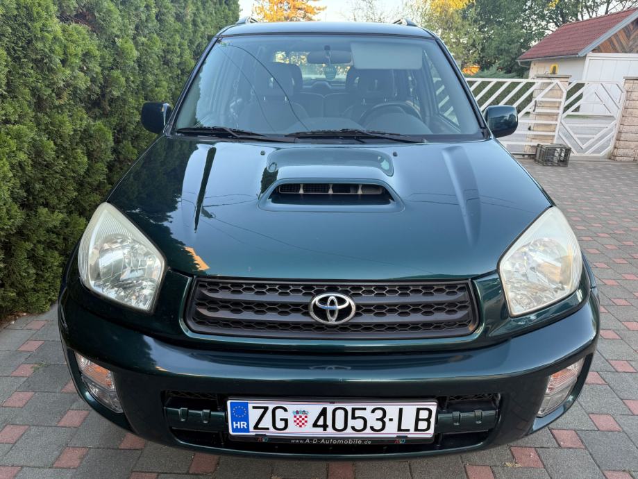 TOYOTA RAV4 2,0 D-4D UREDAN , REG. 07/2026, fotografija 3