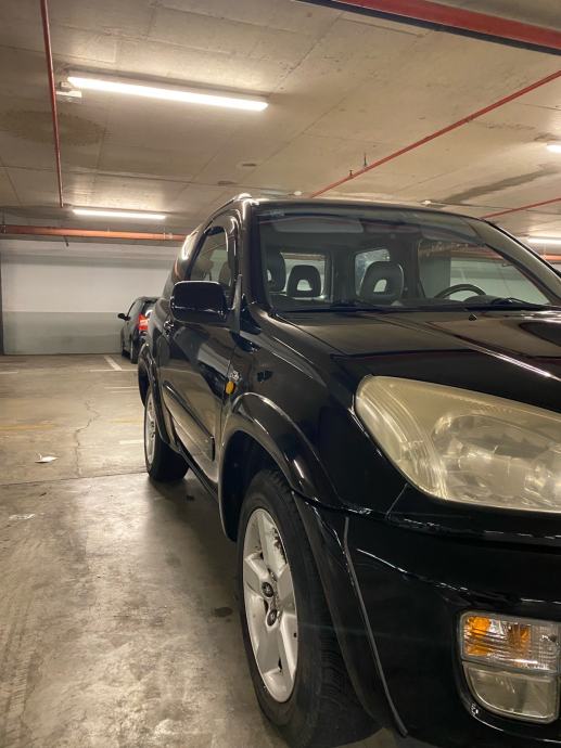 Toyota RAV4 2,0 D-4D, fotografija 6