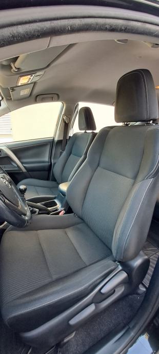 Toyota RAV4 2,0 D-4D, fotografija 10