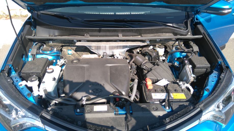 Toyota RAV4 2,0 D4D , Keyless entry/go ,2016g., 2016 god.