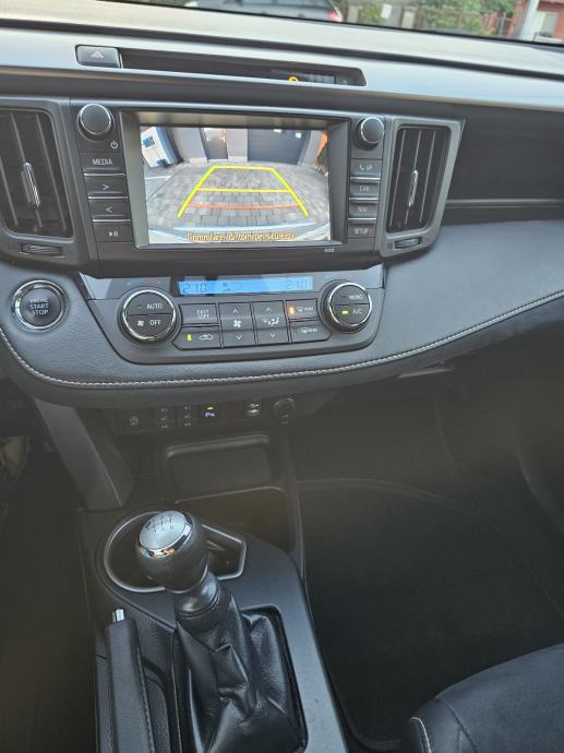 Toyota RAV4 2.0 D-4D Style 2016 god,112000 km,Akcija!!!, fotografija 5