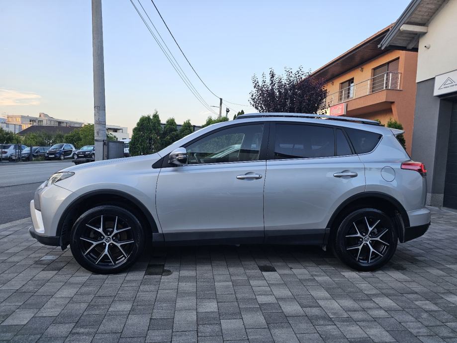 Toyota RAV4 2.0 D-4D Style 2016 god,112000 km,Akcija!!!, fotografija 6