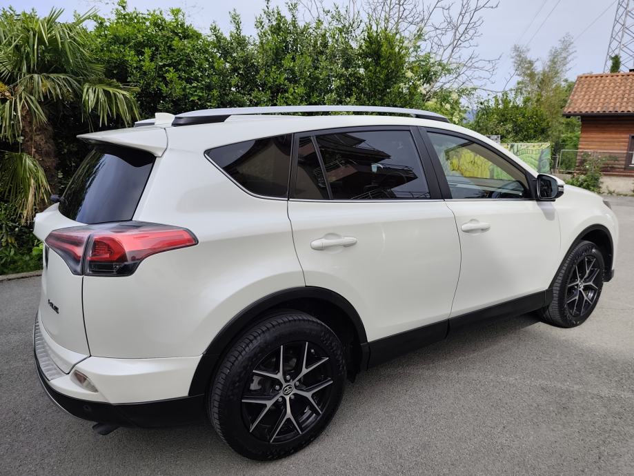 TOYOTA RAV4 2,0D4D 143 KS, PRVI VL, KOŽA, NAVI, KAMERA, XENON, TOP!, fotografija 12