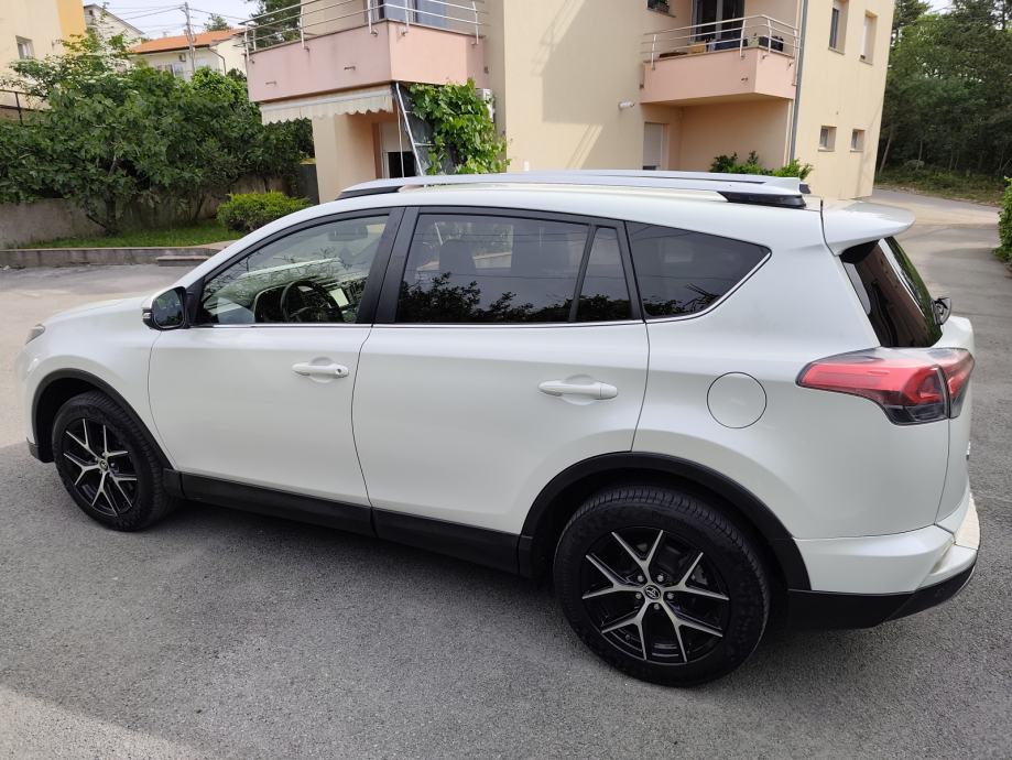 TOYOTA RAV4 2,0D4D 143 KS, PRVI VL, KOŽA, NAVI, KAMERA, XENON, TOP!, fotografija 18