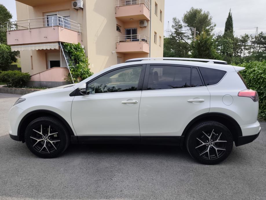 TOYOTA RAV4 2,0D4D 143 KS, PRVI VL, KOŽA, NAVI, KAMERA, XENON, TOP!, fotografija 19