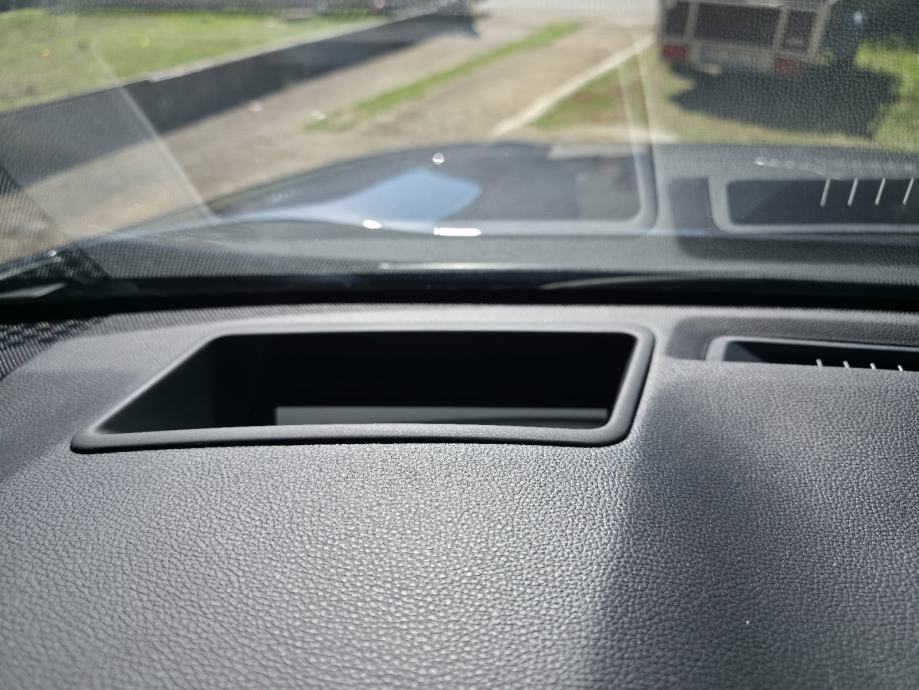 Toyota RAV4 plug-in hibrid 1.reg 12/2025, fotografija 4