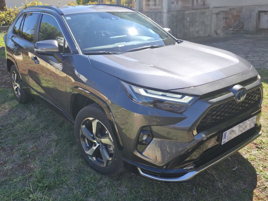 Toyota RAV4 plug-in hibrid 1.reg 12/2025, fotografija 9