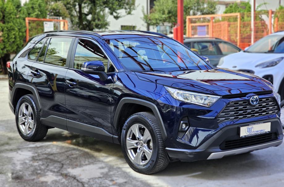 TOYOTA*RAV4*2.5 HYB-218KS*AUT*2022.G*KAMERA*NAVI*LED*JAMSTVO*29900E, fotografija 6
