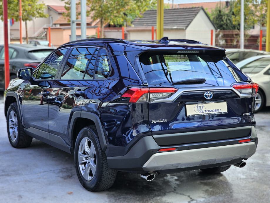 TOYOTA*RAV4*2.5 HYB-218KS*AUT*2022.G*KAMERA*NAVI*LED*JAMSTVO*29900E, fotografija 10
