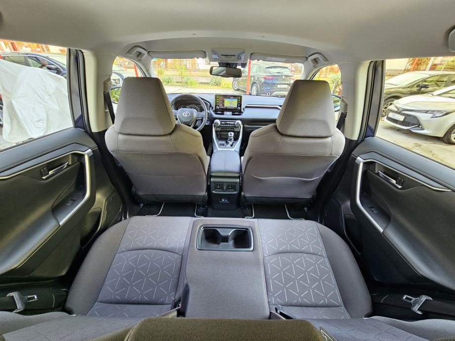 TOYOTA*RAV4*2.5 HYB-218KS*AUT*2022.G*KAMERA*NAVI*LED*JAMSTVO*29900E, fotografija 15