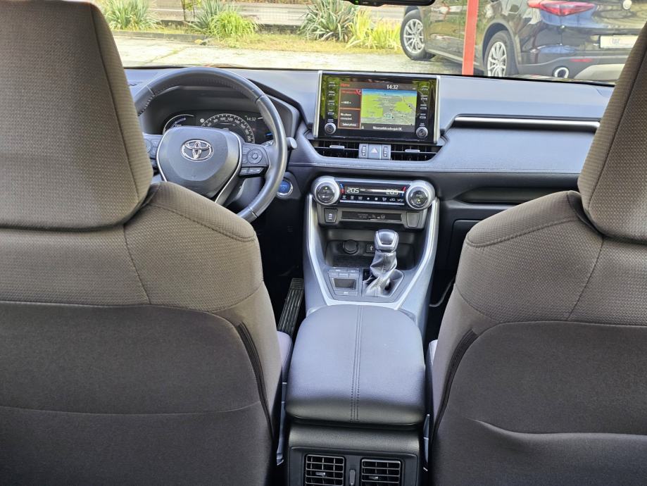 TOYOTA*RAV4*2.5 HYB-218KS*AUT*2022.G*KAMERA*NAVI*LED*JAMSTVO*29900E, fotografija 14
