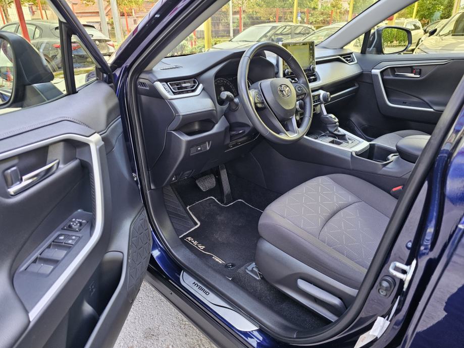 TOYOTA*RAV4*2.5 HYB-218KS*AUT*2022.G*KAMERA*NAVI*LED*JAMSTVO*29900E, fotografija 16