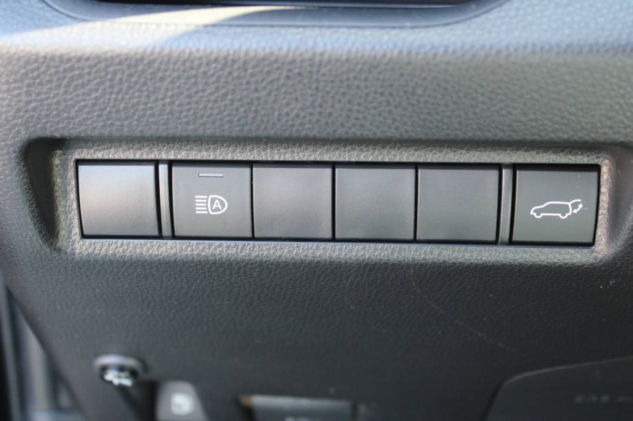 Toyota RAV4 2.5 Hybrid AUTOMATIK *NAVIGACIJA, KAMERA*, fotografija 16