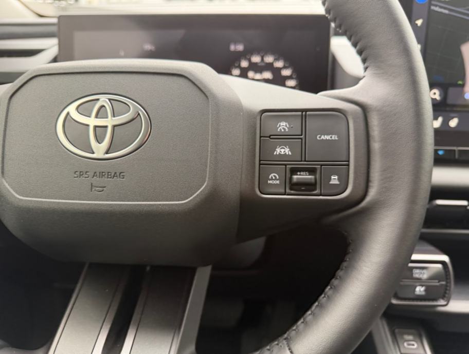 Toyota RAV4 2,5 HYBRID, fotografija 11