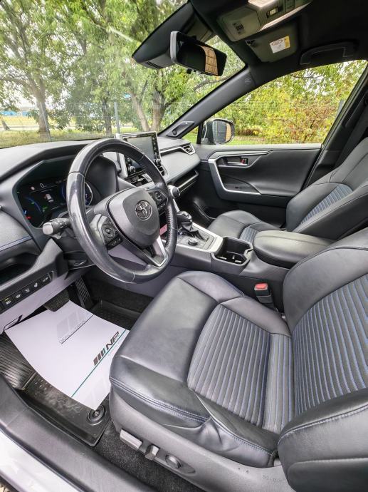 Toyota RAV4 2.5 VVT-i Hybrid STYLE, fotografija 12