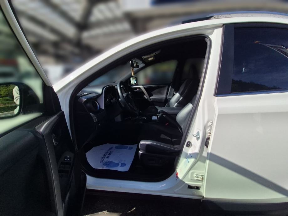 Toyota RAV4 LIMITED 2.5 HYBRID 4WD AUT-SLO-1.LAST-KAM-JAMSTVO, fotografija 10