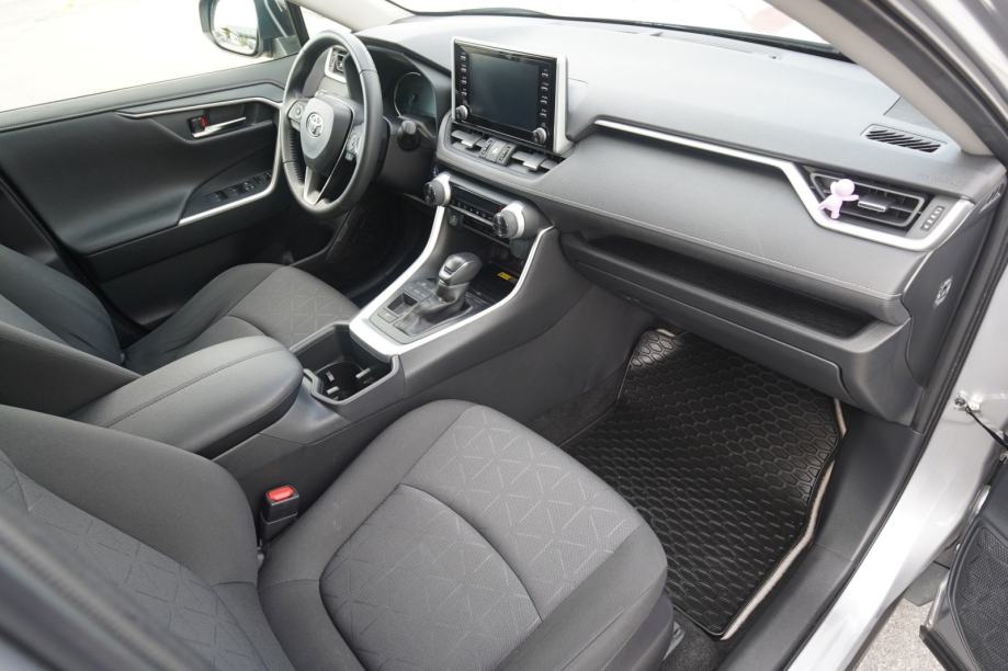 Toyota RAV4 #SERVISNA#JAMSTVO#PDV#HR AUTO#LEASING BEZ UČEŠĆA#, fotografija 14