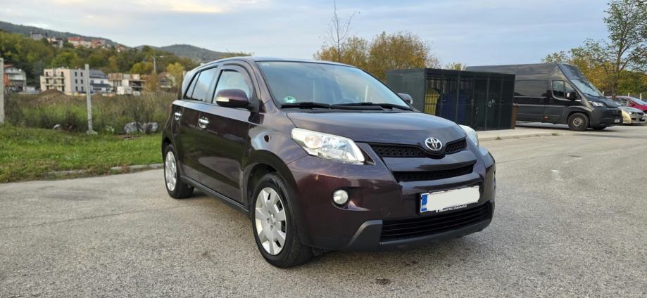 Toyota Urban Cruiser 1,33 reg. do 10/27, Super stanje, fotografija 9